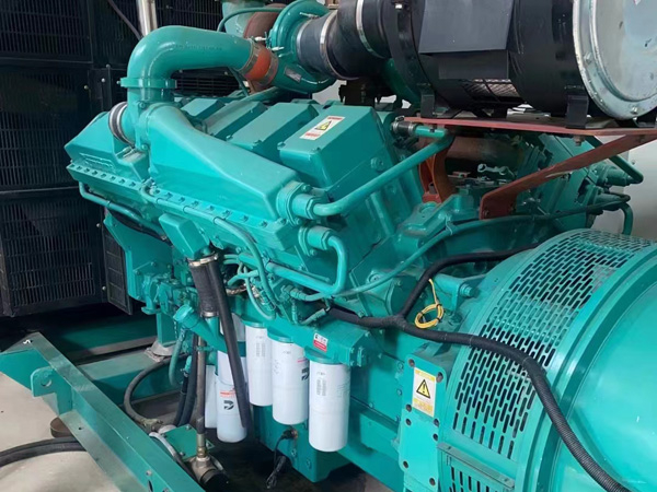 龙岩更换100kW柴油发电机组机油时，需要注意哪些事项？