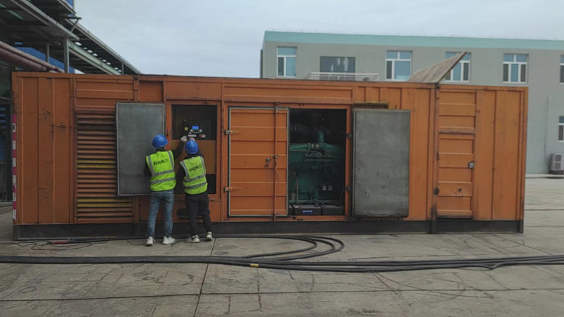 龙岩如何检查柴油发电机组的机油油位？